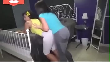 Lesbian ass humping in leggings