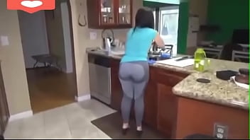 Lesbian ass humping in leggings