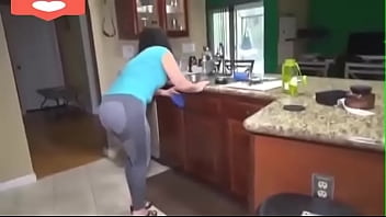 Lesbian ass humping in leggings