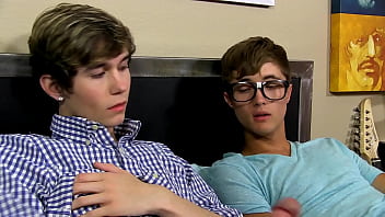 Delicious Bareback Twink Hard Fuck - Part &num;1 - 100&percnt; Bareback