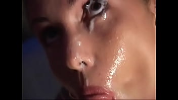 cover video a gorgeous blon  de with a tattoo and a beauti oo and a beautif o and a beautif