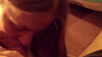 thumb she loves enter  taining offers from guys i wo  from guys i wor from guys i wor