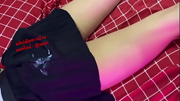 Escaping from her husband to have sex with her husband's pussy