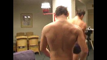 Aussie Surfer Twins