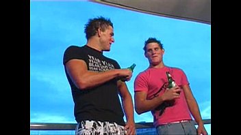 Aussie Surfer Twins
