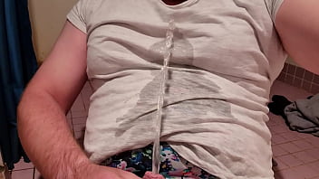 Self pissing