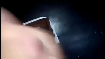 thumb safado gozando  no bolo  