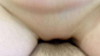 Stiefmutter hilft Stiefsohn nach Viagra-Pille zum Höhepunkt