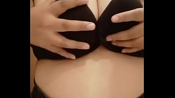 thumb puta chichona m  e manda video  