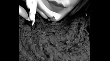 I want to play with my tongue