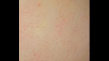 WIFE SQUIRTS FOR FIRST TIME