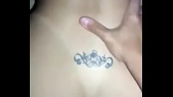 Manger La Bombasse De Grindr