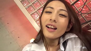 Reon Otowa Leon Otowa, who is slender and has outstanding proportions in a pure white whitening like snow, is continuously vaginal cum shot! 1