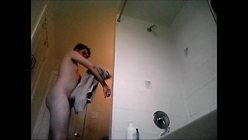 Shower Voyeur