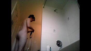 Shower Voyeur