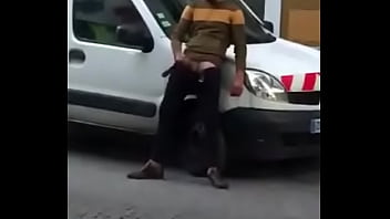 Man jerks off in public square