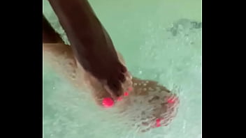 my feet to have sex