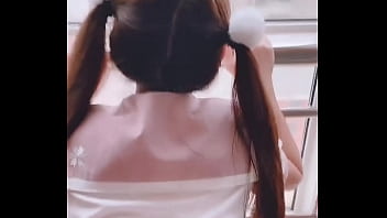 李丽莎女同互舔 2025