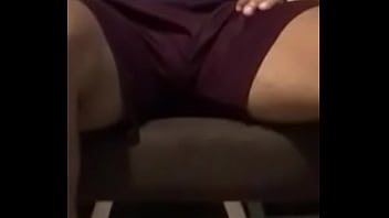 Pacote cheio do hétero assistindo jogo