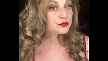 Red lips, or no?