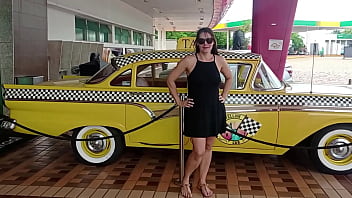 Hottie masturbating in the restaurant and showing off naked in public