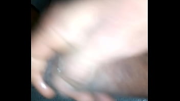 thumb v  