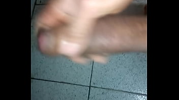 thumb v  