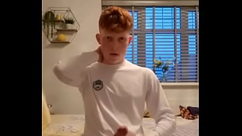 Ginger twunk wanking