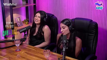 Latinas lecken sich gegenseitig