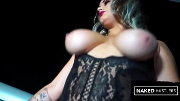 thumb curly haired la  tina baddie fucking the bigge cking the bigges king the bigges