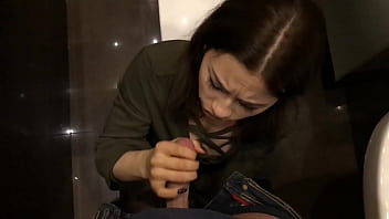 My girl suck dick in restaurant