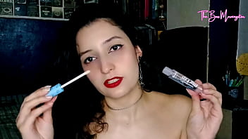 thumb asmr with smudg  ed lipstick  