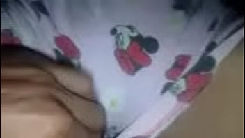 Fucking the pussy of a beautiful Thai girl until her pussy is wet and the juices in her pussy are very lickable when you fuck her pussy.