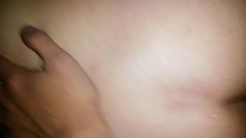 eating shorty's ass