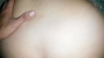 eating shorty's ass