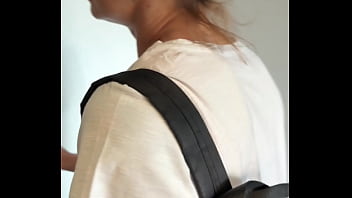 FUDENDO A EMPREGADA SAFADA QUE ME DEU MORAL