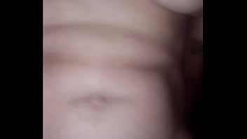 Femme Doigté Sur La Plage