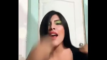 pelada cachonda le gusta moverse ric