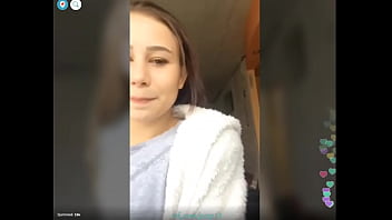 Ebony with 50 DD tits on Periscope  