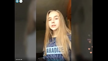 Ebony with 50 DD tits on Periscope  
