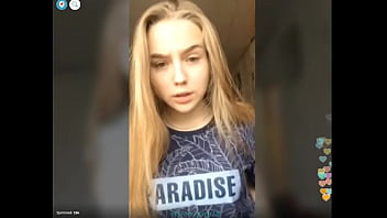 Ebony with 50 DD tits on Periscope  