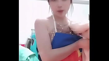 大奶高中生 2025