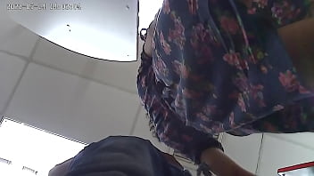 SPYCAM: UPSKIRT NO PANTIES RANDOM GIRLS IN MALL ... SPYCAM: UPSKIRT NO PANTIES RANDOM GIRLS IN MALL ...