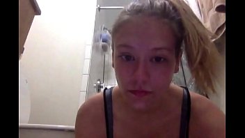 EmPhGirlVomit