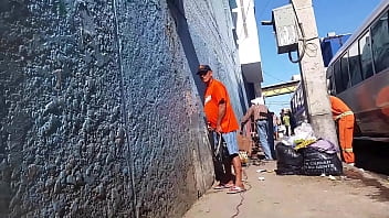 spy pee in the public