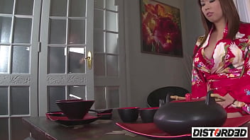 thumb tea for three m  ugur plays with 2 gorgeous as h 2 gorgeous asi 2 gorgeous asia