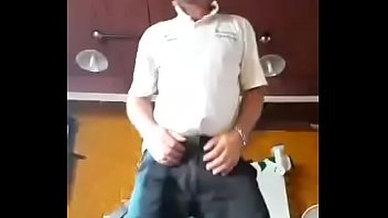 Desnudandose
