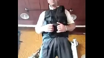 Desnudandose