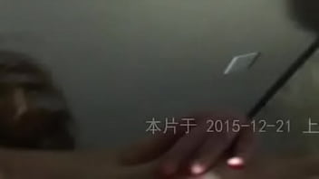 妈妈儿子面直播还舔小儿子的小鸡巴 จาก 2025 | XXXXVideo