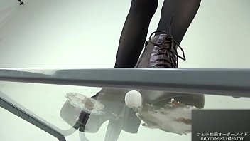 Food crush fetish